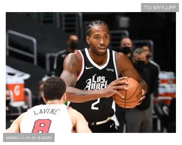 奥斯曼·登贝莱：对比萨卡——稳定性与突破能力对比