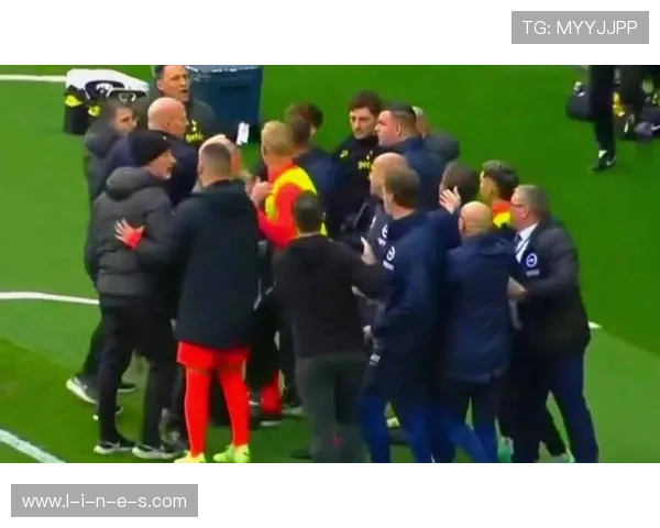 热刺近期表现高开低走,表面强势下稳定性面临考验,竞争形势出现阶段性变化 热刺近期表现高开低走,表面强势下稳定性面临考验,竞争形势出现阶段性变化